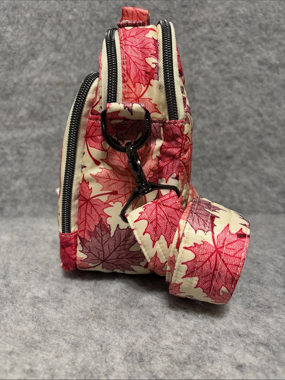Lug RFID Crossbody with Charm Bar Skeeter Maples Cream NWT - Picture 2 of 14